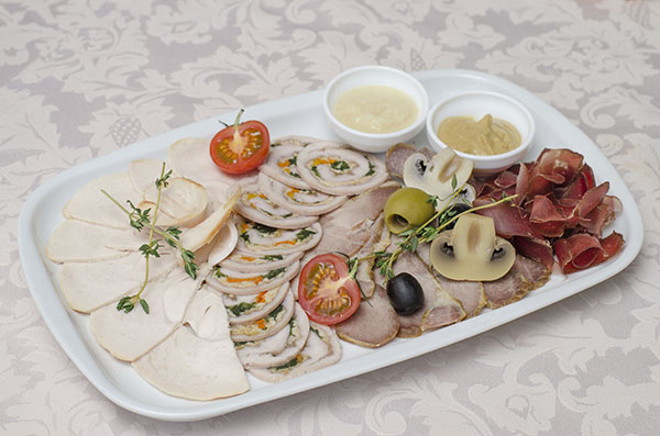 Мясная тарелка 